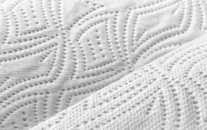 Plenty mit seiner innovativen Power-X™ Struktur ist sparsamer als herkömmliche Haushaltstücher