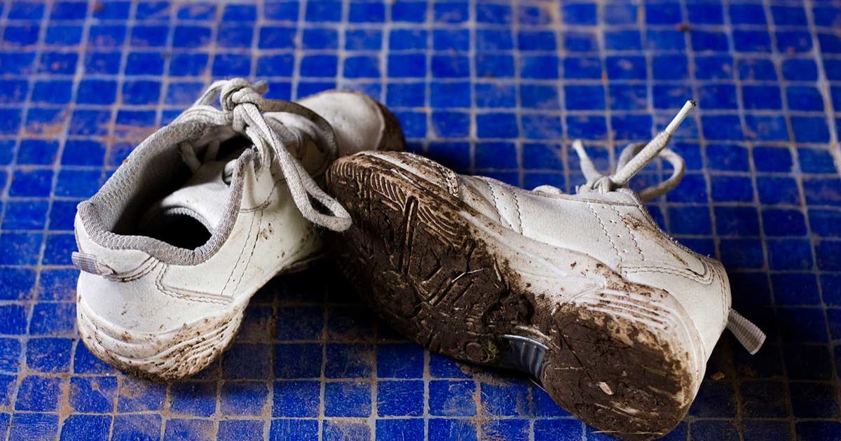 How to Clean White Trainers That’ve Turned Brown Plenty