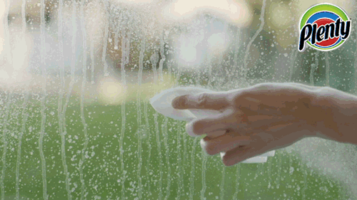 Die Fenster zum Reinigen vorbereiten