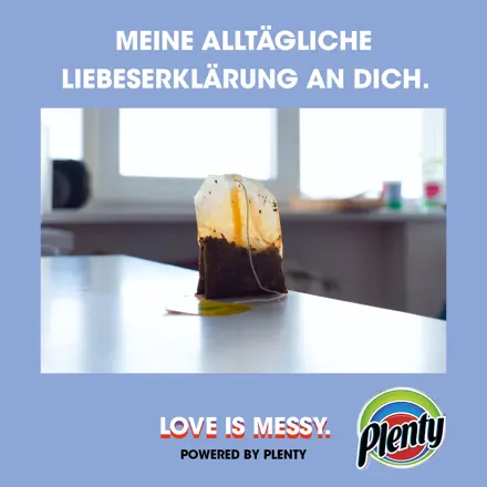 Plenty Love Is Messy Meme Teebeutel