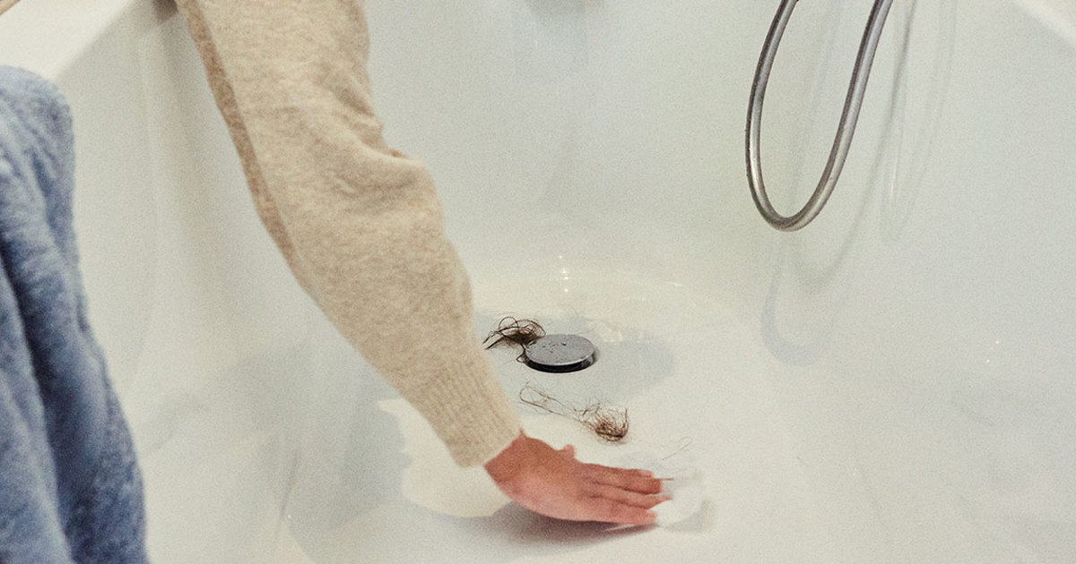 How to Unclog Bathtub Drain Full of Hair