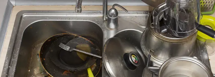 How to clean baking trays until they shine
